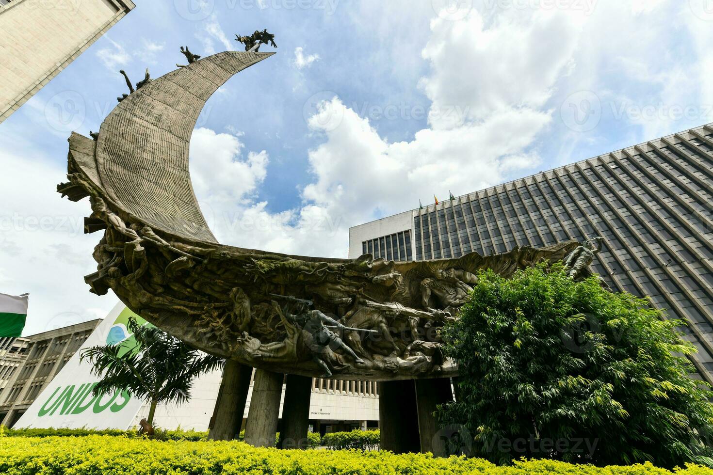 ¿Dónde es el Punto de Encuentro para los Tours desde Medellín?