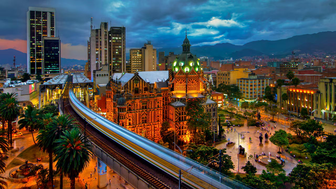 Tour Pablo Escobar en Medellín: La Guía Honesta para 2026